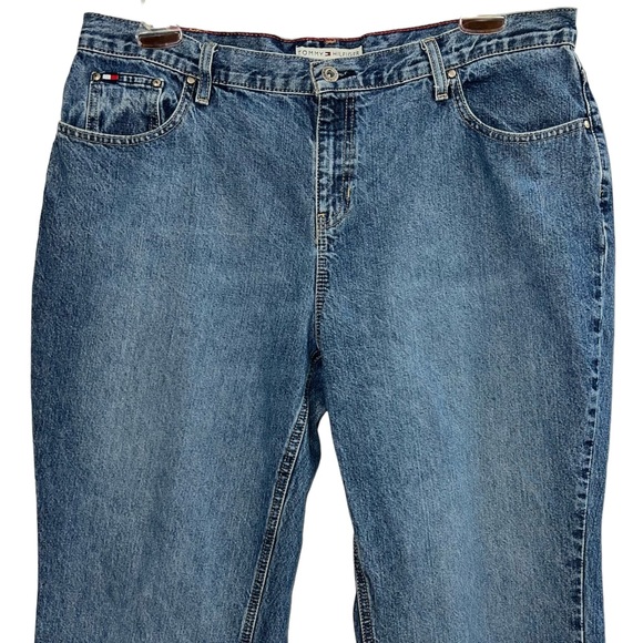Tommy Hilfiger Women’s Jeans Size 16 Classic Boot Cut Blue Denim - Picture 2 of 7